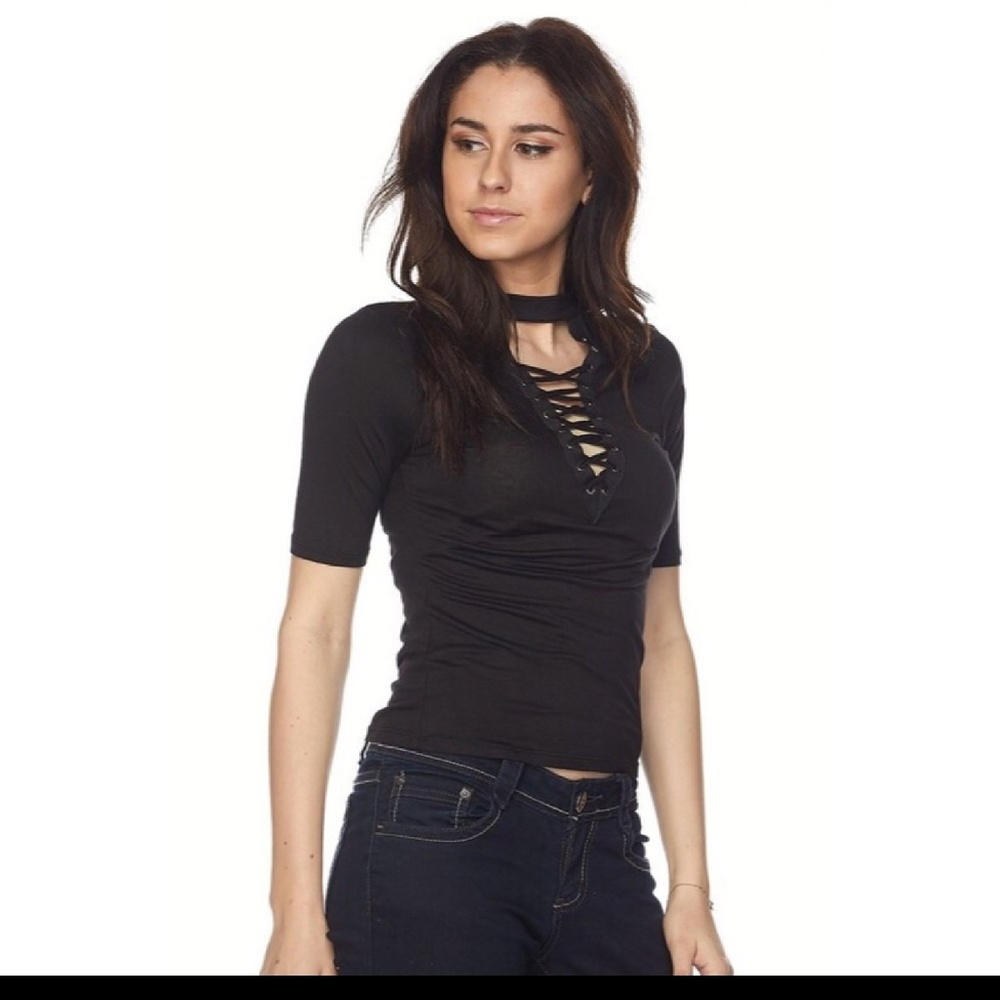 BLACK SHORT SLEEVE CHOKER LACE UP TOP - Picture 3 of 3